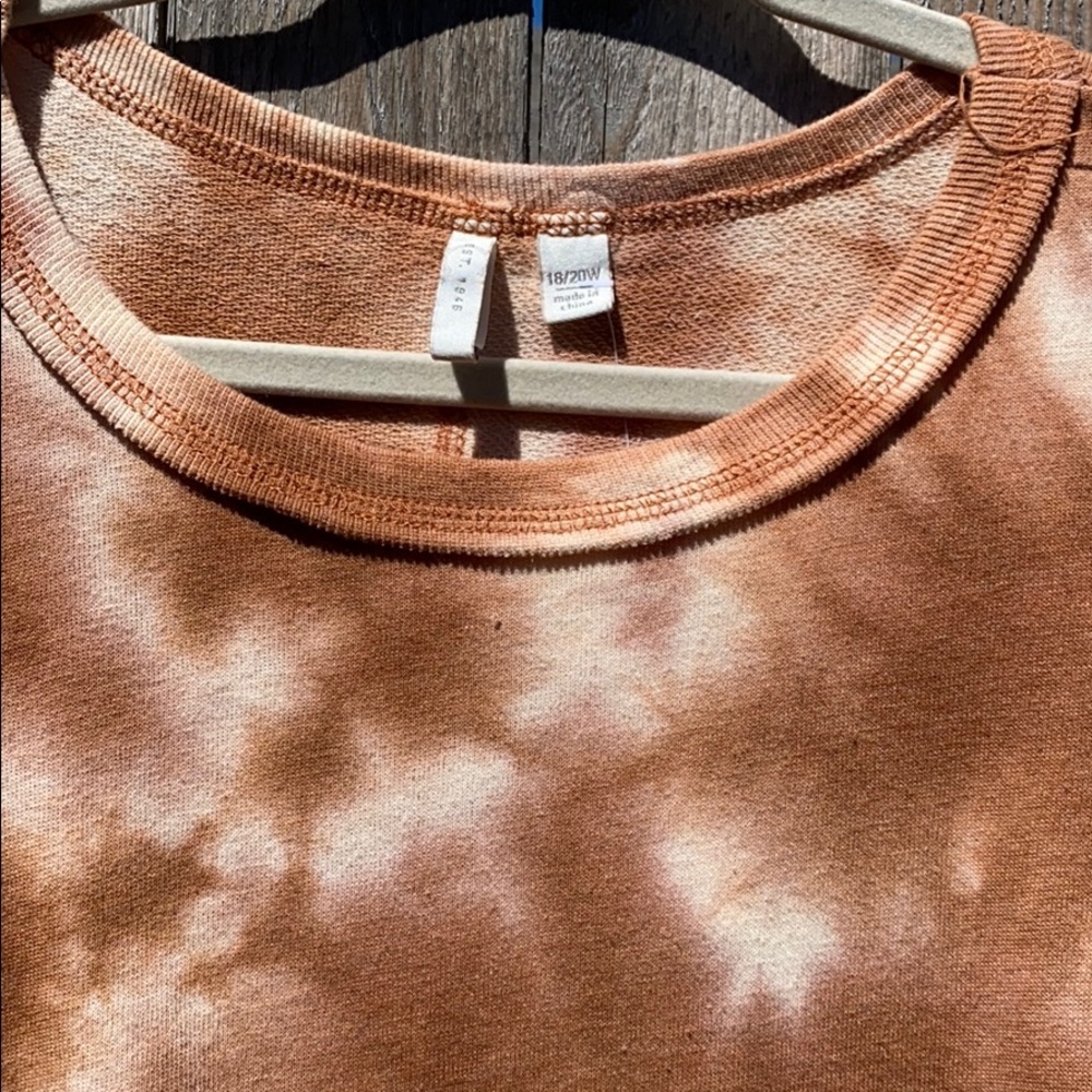 Sweatshirt - Picture 3 of 8
